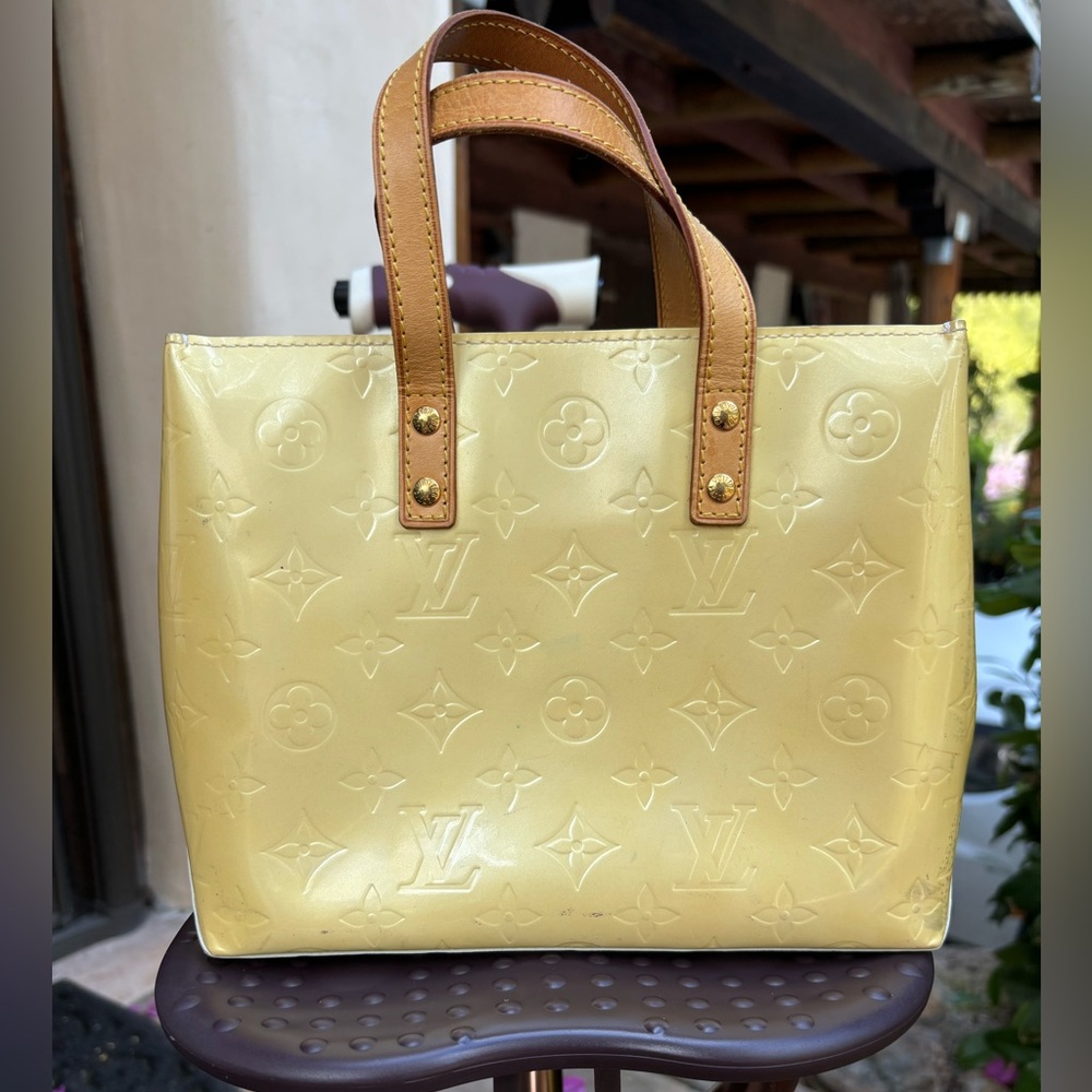 LOUIS VUITTON Monogram Reade PM YELLOW VERNIS Handbag 💛